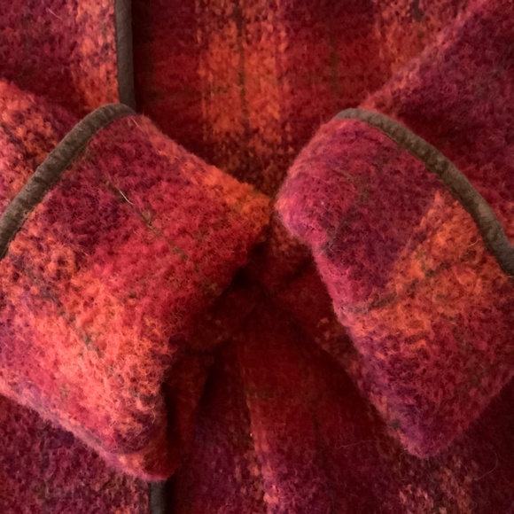 TOMBOLINI lined wool plaid coat/adjustable length sleeves/8???pit to pit=19 - Picture 4 of 11